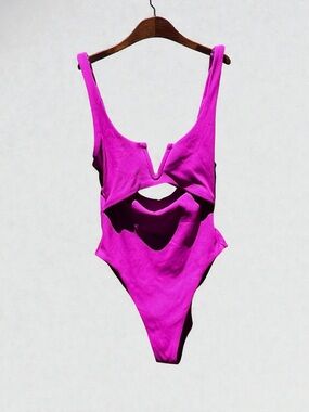 🌻EUC Summerful Waikiki One Piece Cutout High Leg Swimsuit Size Small